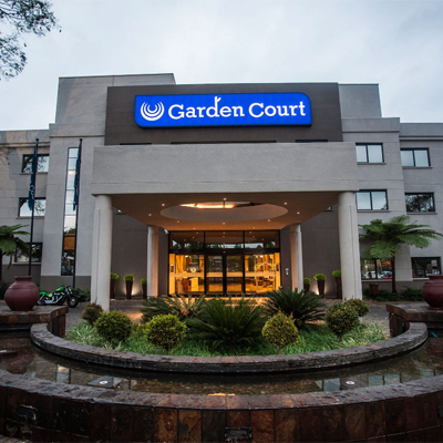 hotel_garden_court_hat